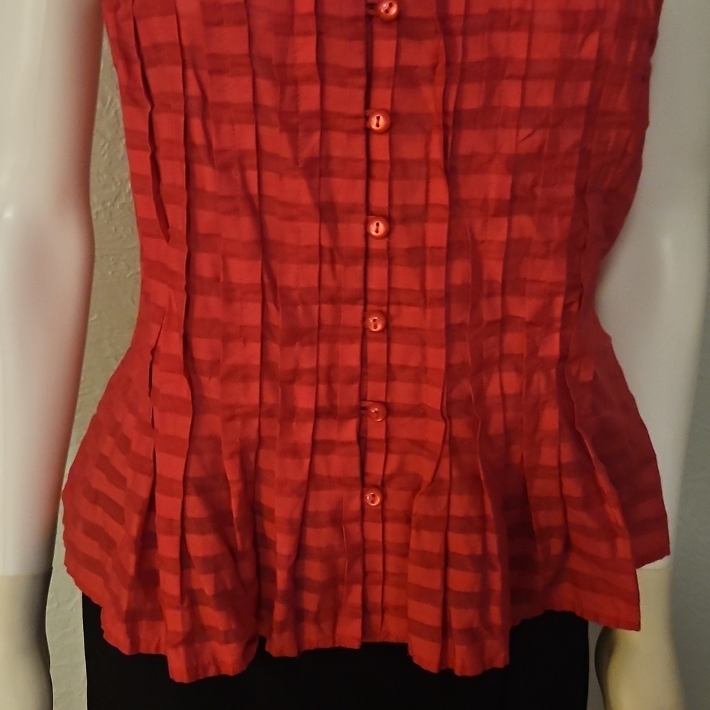 JONES NEW YORK Hot Pink Checkered Sleeveless Pintucked Peplum Button Down Shirt - Picture 5 of 9